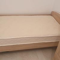 letto da camera con materasso 