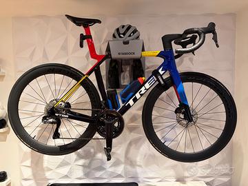 Trek Madone SLR 7 Gen 8 con sensori potenza M/L