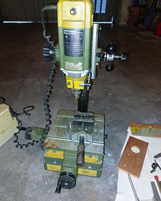 trapano fresatrice da banco con piano a croce