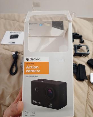 action camera adatta per foto e video sott'acqua 