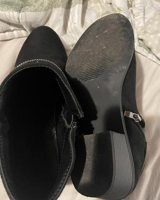 Stivaletti di camoscio