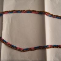 Collana fatta all'uncinetto (anche su commissione)