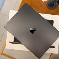 MacBook Pro 14” M3 MAX