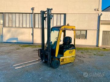 carrello elevatore,muletto OM XE15 3ac del 2010