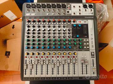 Mixer Soundcraft Signature 12 MTK multi-track