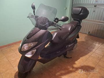 Yamaha majesty 125 2010