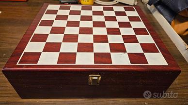 Scacchiera in massello con accessori x Vino