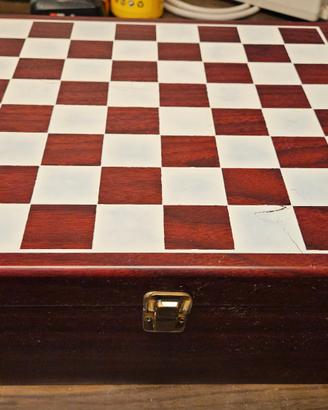 Scacchiera in massello con accessori x Vino