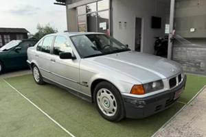 BMW 316 I