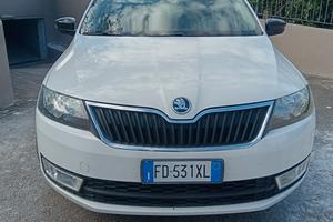 Auto Skoda Rapid