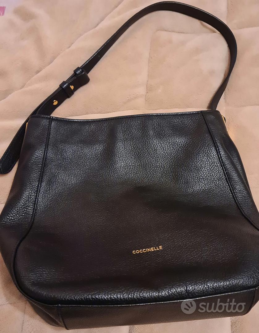 Coccinelle borsa tracolla donna Abbigliamento e Accessori In