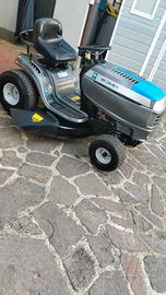 trattorino tagliaerba 