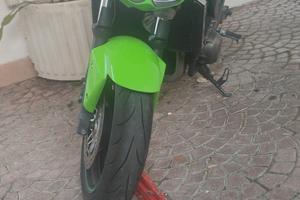 kawasaki  ZR750J prezzo trattabile 