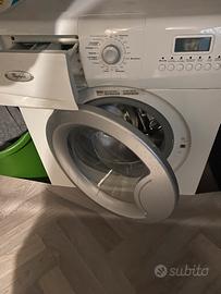 Lavatrice  whirlpool