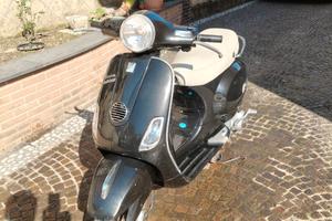 Vespa 125 lx
