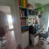 libreria con scrivania 