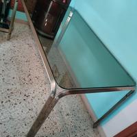 Tavolo in vetro