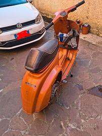 vespa 50 special 4 marce €2500