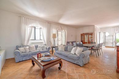 VILLA SINGOLA A SANTA MARINELLA