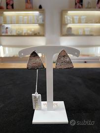 Orecchini triangolari argento - Texture radiale -