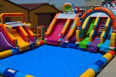 Giochi Acquatici Gonfiabili per Villaggi Turistici