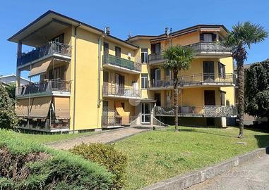 2 LOCALI A CARATE BRIANZA