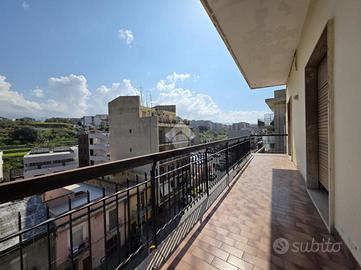 3 LOCALI A REGGIO DI CALABRIA