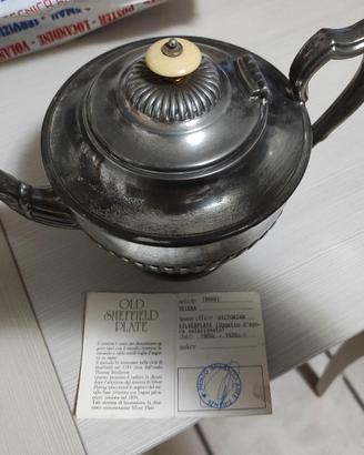 Teiera Victoria Silverplate