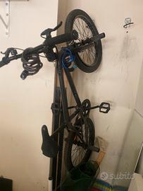 Bicicletta Bmx
