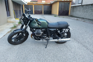 Moto Guzzi V7 Stone my2015