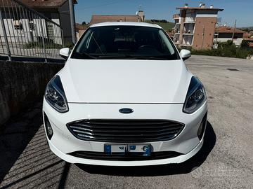 Ford Fiesta Titanium 1.5 Turbo Diesel Bianca 5 p