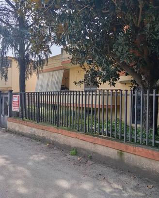 Villa di 225 m² con 4 locali e box auto doppio a P