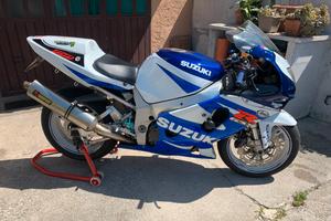 Suzuki GSX 750R