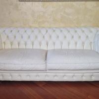 Divano Chesterfield