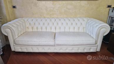 Divano Chesterfield