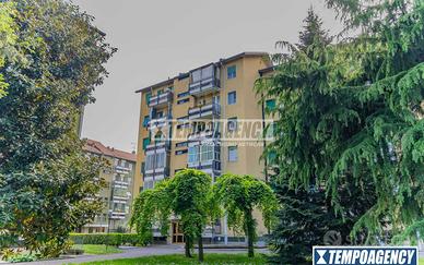 LUMINOSO TRILOCALE CON DOPPIO BALCONE E CANTINA- S