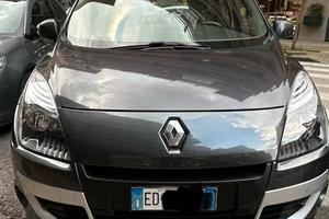 Renault Scenic XMod 1.5 dci 110cv anno 12/2010