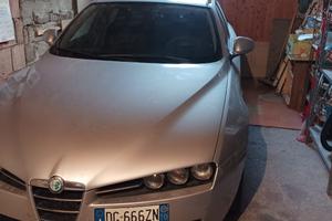 Alfa 159 s.w.