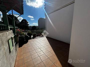 4 LOCALI A TARQUINIA