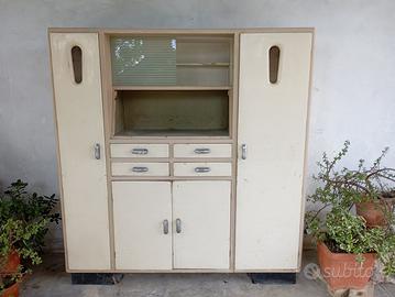 Vetrinetta anni 60