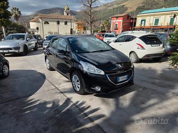Peugeot 208 1.4 HDi 68 CV 5 porte Active