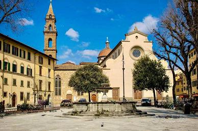 S. SPIRITO , Appartamento 141 mq con patio.