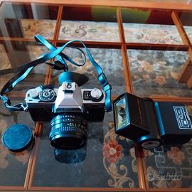 Minolta XG2 con MD Rokkar 50 mm