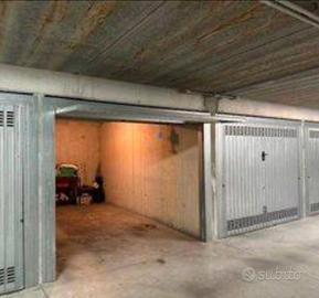 Box / Garage di 15 m² a Milano