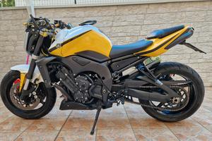 Yamaha fz1 1000cc 150 cv