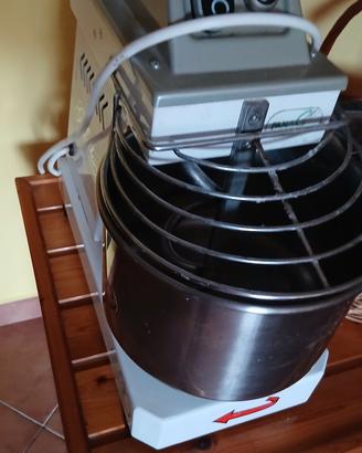 impastatrice professionale famag