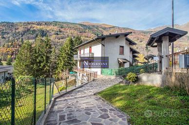 Appartamento di 126 m² con 4 locali e box auto a G