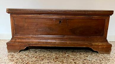 Piccola cassapanca antica, ‘800