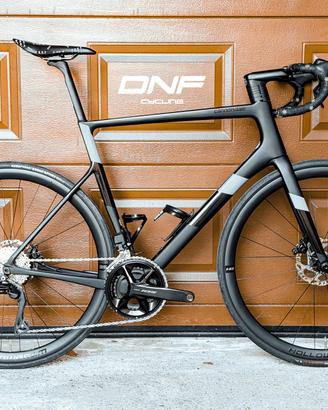 CANNONDALE SUPERSIX EVO 105 Di2 ⚫ 58/XL ⚪