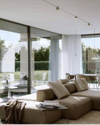 Villa di 300 m² con 5 locali e box auto doppio a M